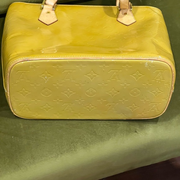 Authentic LOUIS VUITTON Vernis Houston bag - Picture 4 of 16